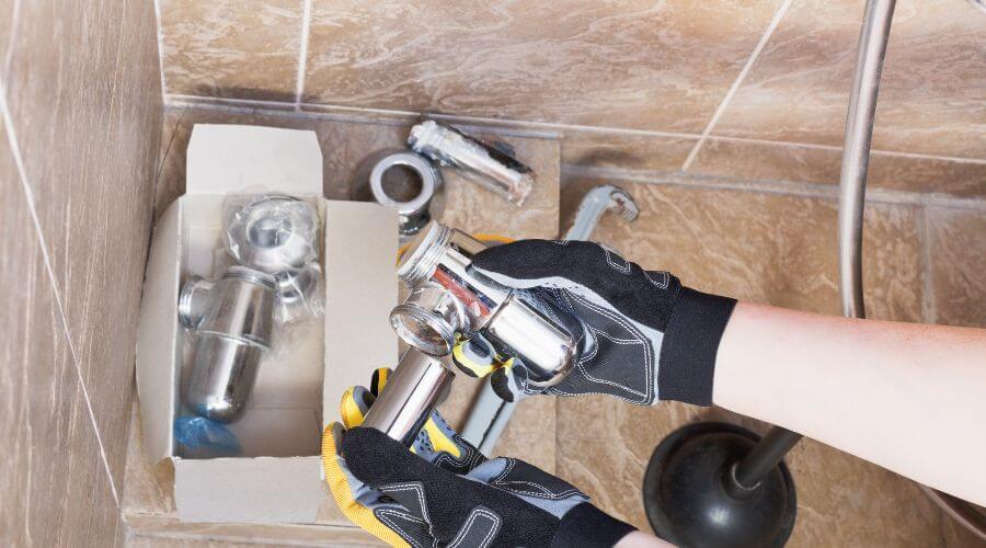 Professional gutter cleaning in Huntsburg, OH